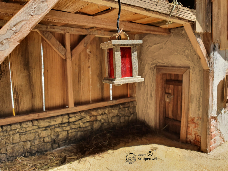 Laterne aus Holz gebeizt