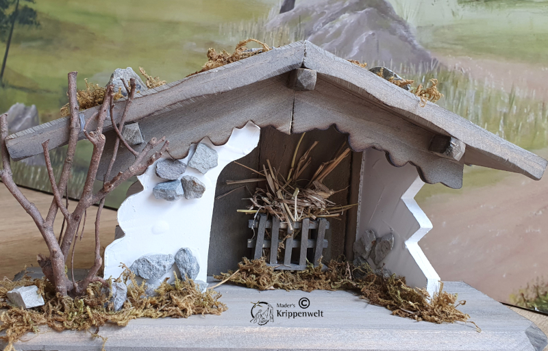 Artikel anzeigen Krippenstall heimatlich klein