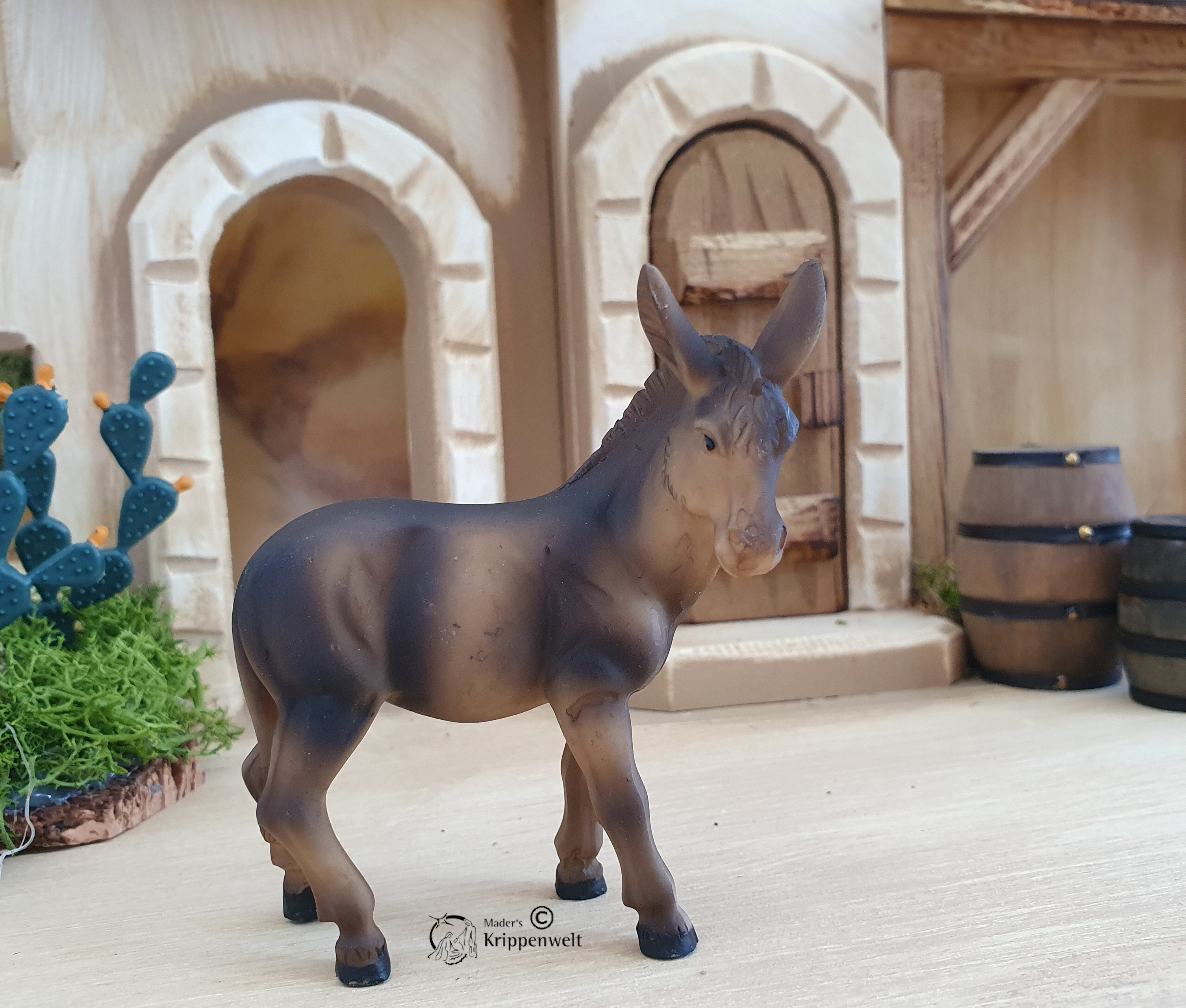 Artikel anzeigen Esel stehend als Krippenfigur aus Kunstharz