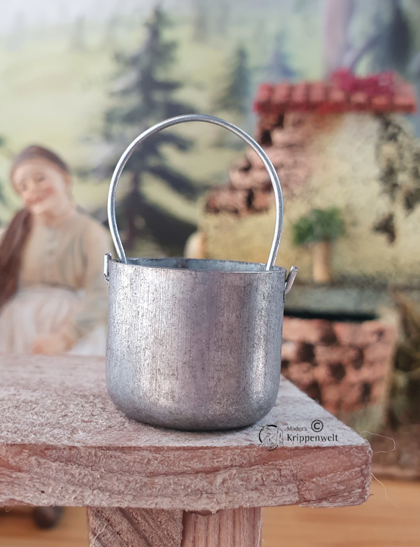 Artikel anzeigen Kessel aus Zinn als Krippenzubehör