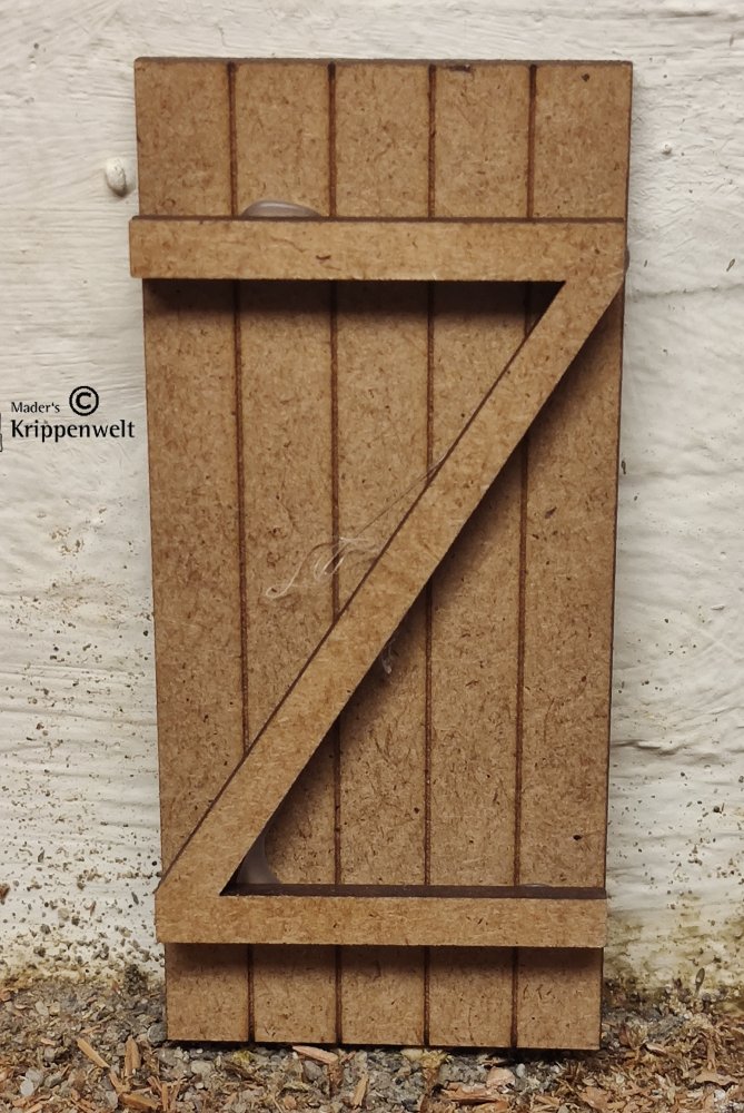 Holztüre als Krippenzubehör