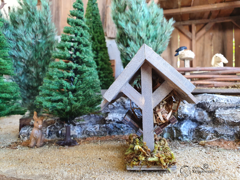 klicken um großes Bild anzuzeigen Futterkrippe als Krippenzubehör