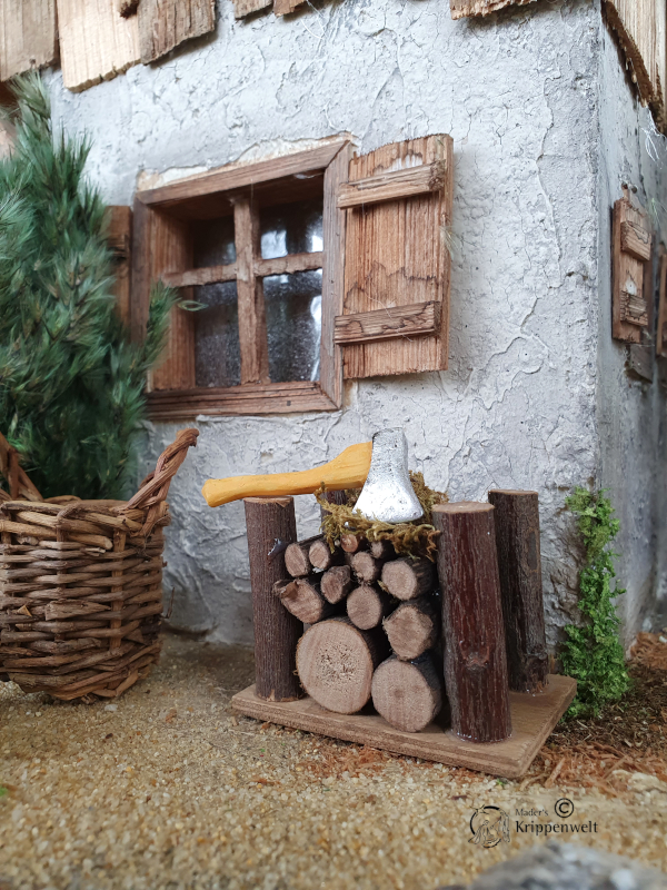 Beil oder Axt als Krippenzubehör