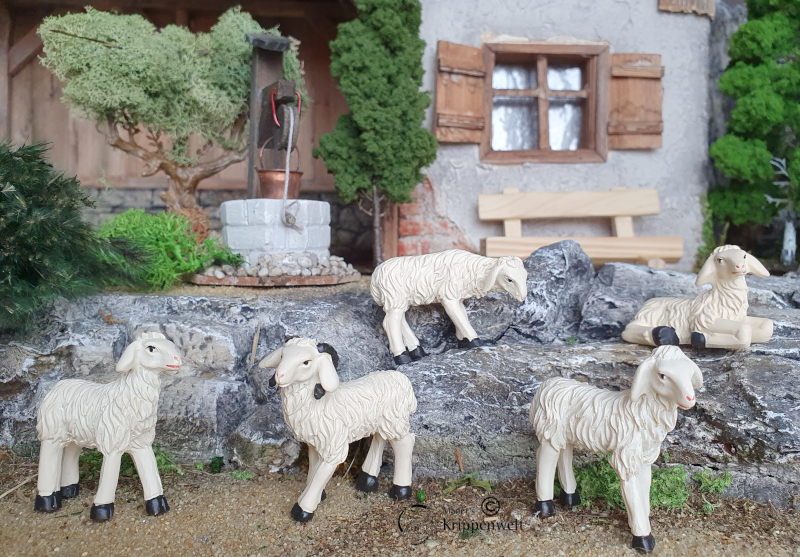 Krippenfiguren aus Polystone - Schafe